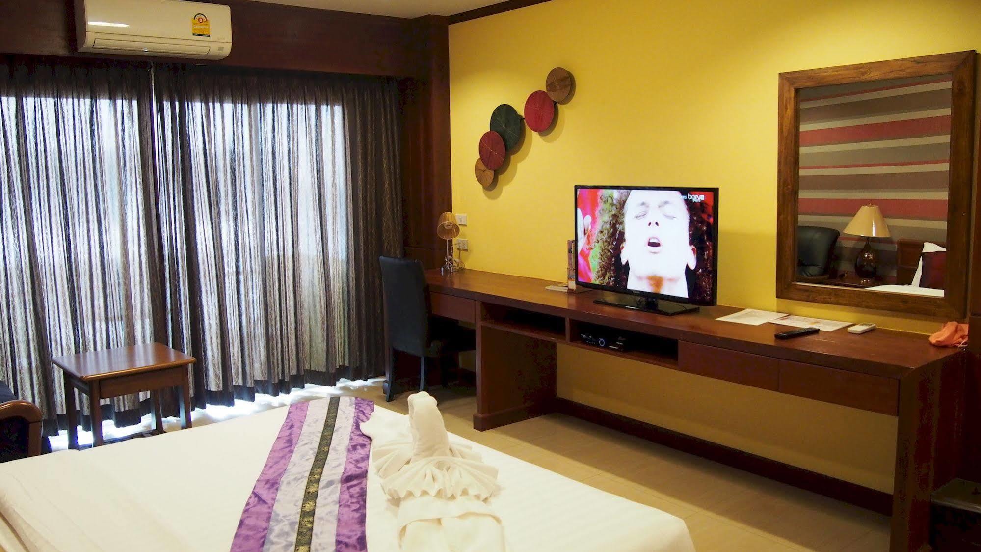 Hotel Kaldi House à Chiang Mai Extérieur photo